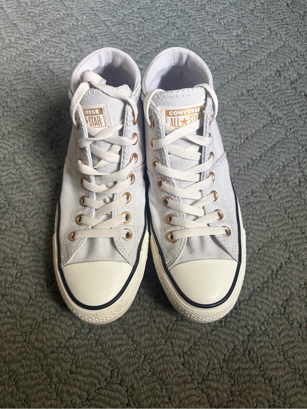 Converse Low Top Sneakers in Light Gray with Gold Eyelets size US 8.5